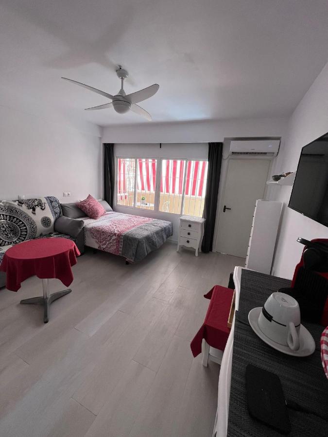 Estudio Romantico La Carihuela Torremolinos Luaran gambar