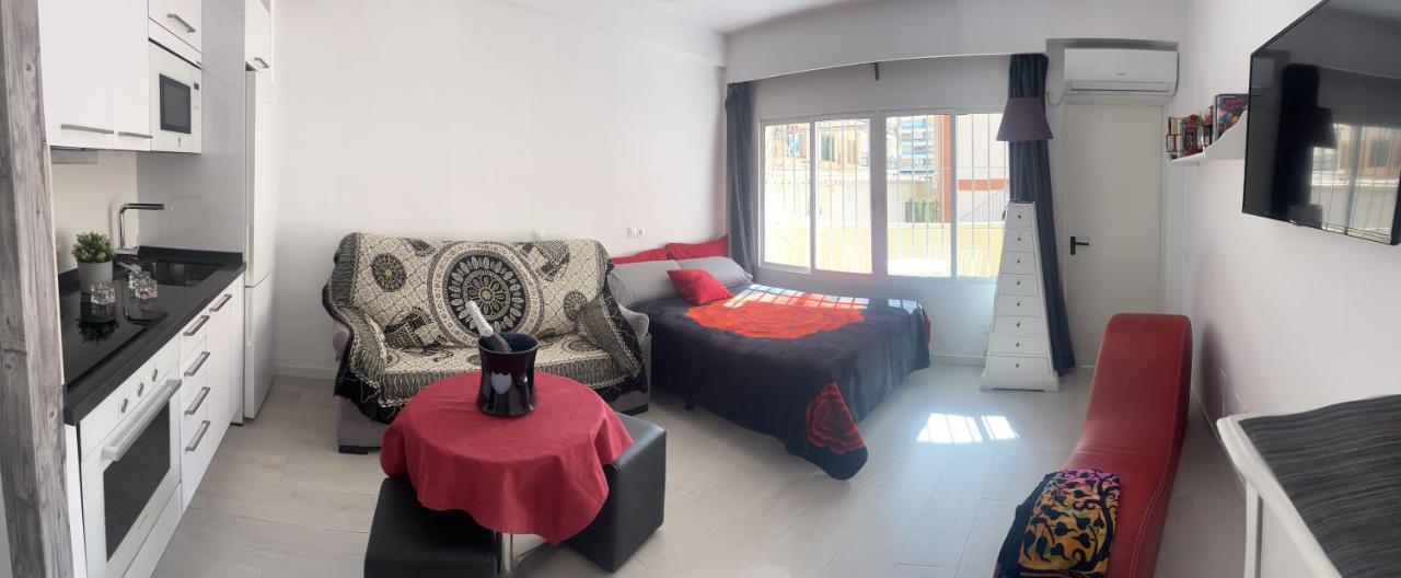 Estudio Romantico La Carihuela Torremolinos Luaran gambar